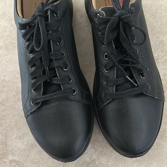 NWOB SPRING RD WEDGE SNEAKER IN BLACK LEATHER SIZE 7 - Picture 7 of 8